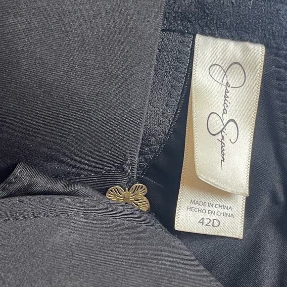 Gessica Simpson (set 2) 42D - Picture 6 of 6